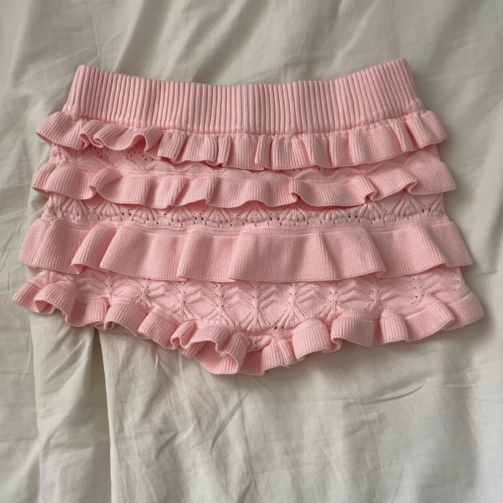 NWOT edikted ruffle shorts